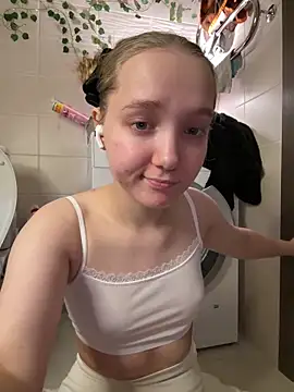 bambi_lu's Live Sex Cam Show