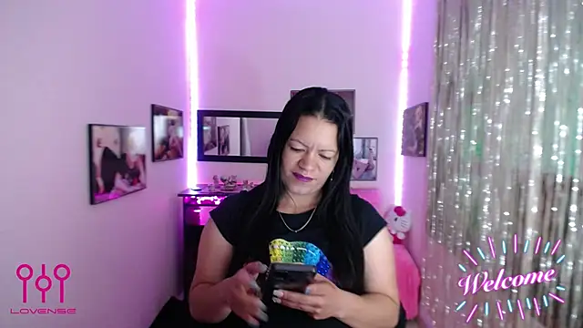 Cristal_w's Webcam Show