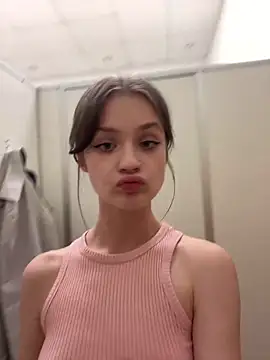 KittyQueeny's Webcam Show