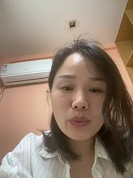 美女nianxiaohua886在线直播