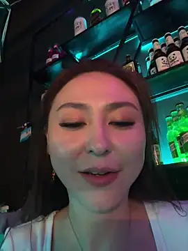 美女xiaobei_ahb在线直播