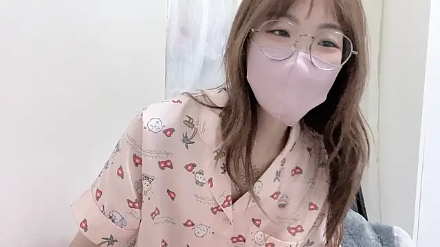 美女Chu1314在线直播