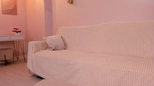 SunnivaCovil Live Sex Cams