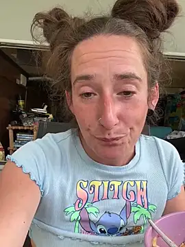Mini_And_The_Bear's Webcam Show