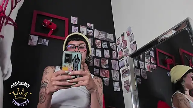 trinitty's Webcam Show