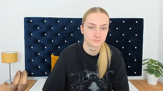 AlexaTease's Webcam Show