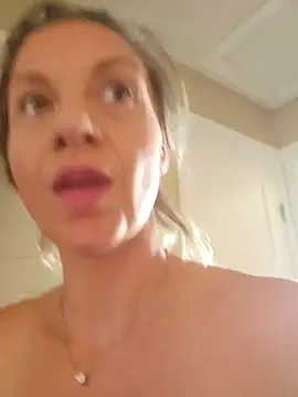 PorchaPlay's Webcam Show