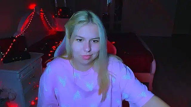 ChloeRicc's Webcam Show