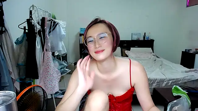 美女a-liliko在线直播