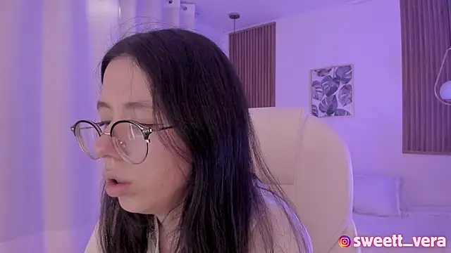 sweet_vera's Webcam Show