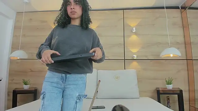 lis_rous' Webcam Show