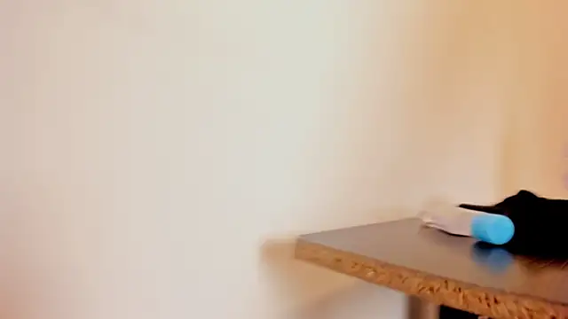 Ally_Parkeer_ Live Sex Cams