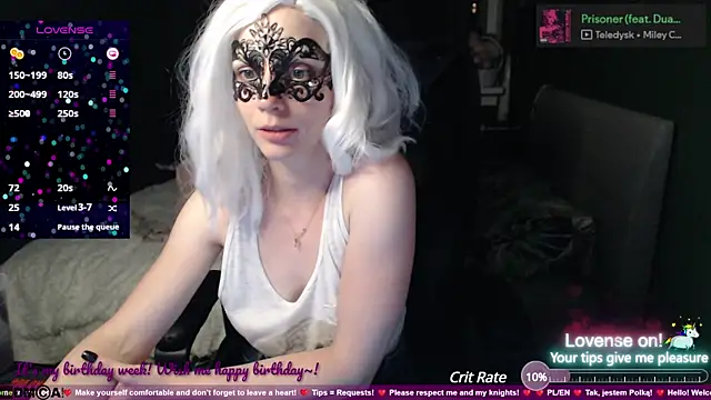 strawberry_muffin Show di sesso, in cam, in diretta