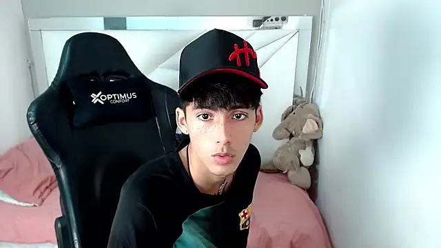 yiisu_'s Webcam Show