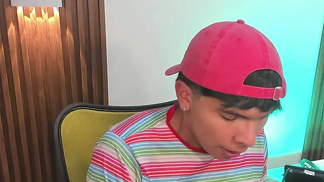 Thiago_Kozak's Webcam Show