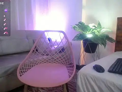 Yeseniaa25_ Live Sex Cams
