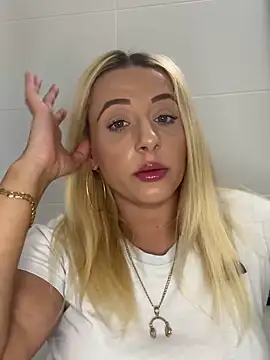 Strongqueen's Webcam Show