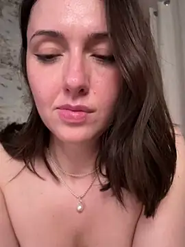 AnnaLove1s' Live Sex Cam Show