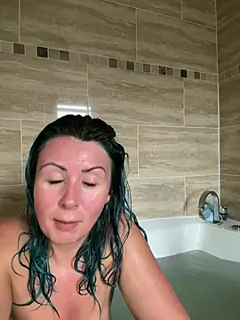 Michchevious_Milf_PennyX's Live Sex Cam Show