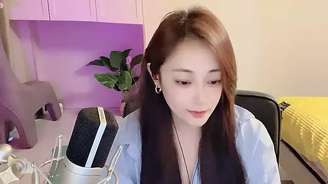 美女Daisy-77在线直播