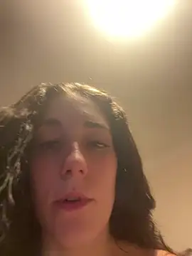 EllaLouiseee's Webcam Show