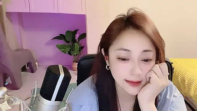 美女Daisy-77在线直播