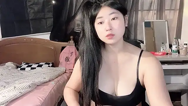 美女vivibaby2586在线直播