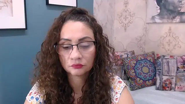 Amelie_Bakerr_'s Webcam Show