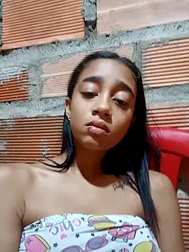 Zoe_Sweett18's Webcam Show