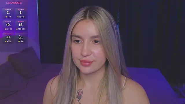 RoxyChill's Webcam Show