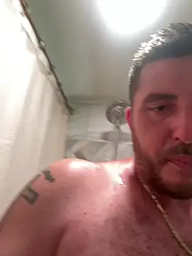 gigolo_pgh: διαδικτυακό σόου στην κάμερα