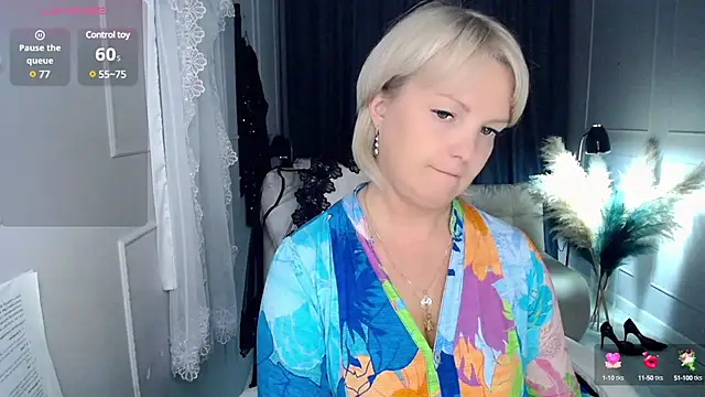 Juarnea's Webcam Show