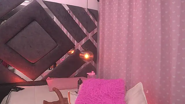 sam_lewins' Webcam Show