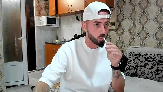 Jonmusclemaster's Webcam Show
