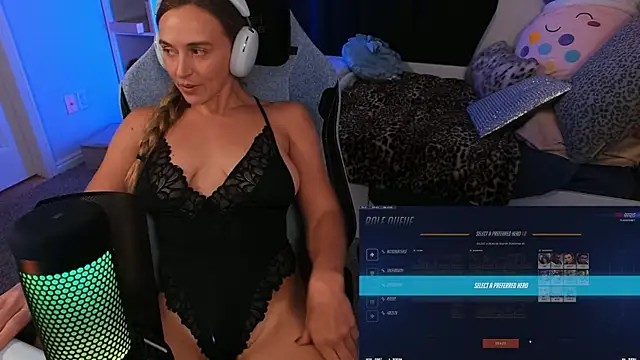 lunagirl13's Webcam Show