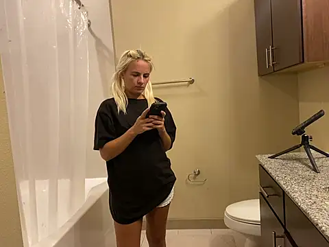 girlfriendmissy's Webcam Show