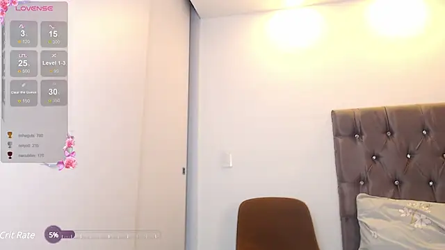 Maya_Lewis' Webcam Show