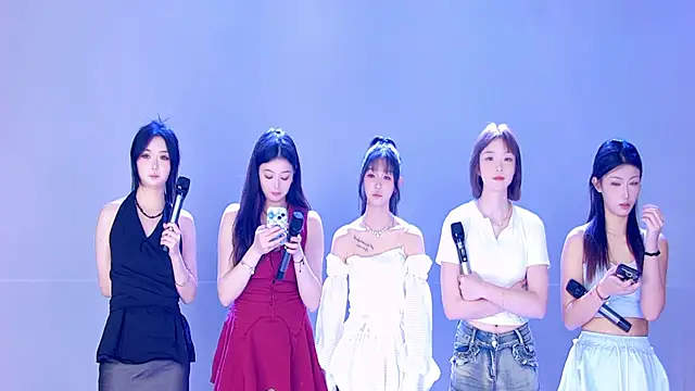 美女GirlsHangout在线直播