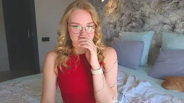 Aurora_Golden1 Live Sex Cams