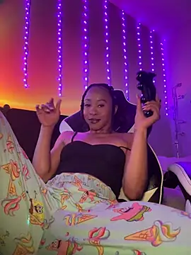 thebrattygoddess' Webcam Show