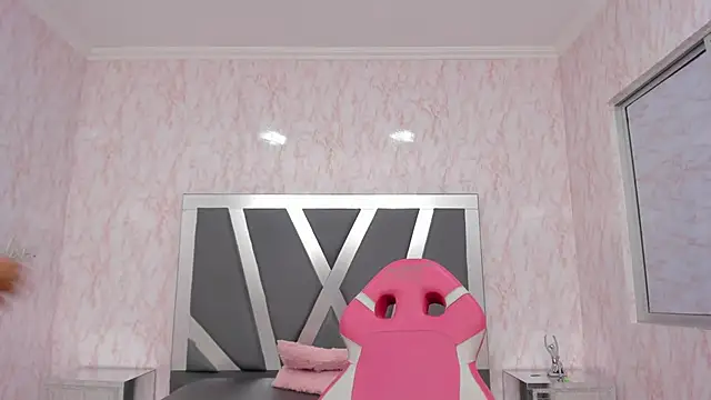 LIA_SWAN_ Live Sex Cams