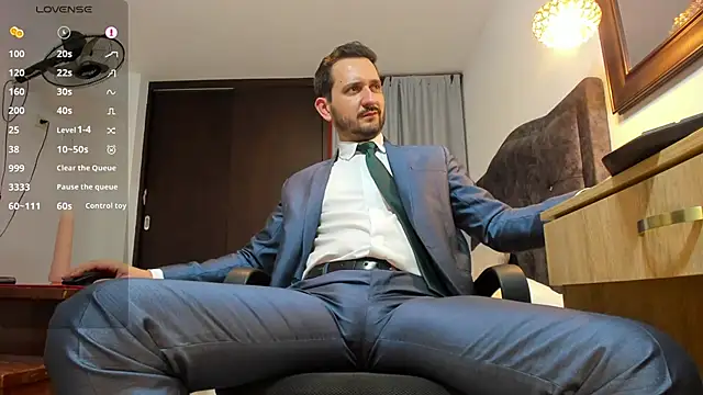 KarlBoss1 élő XXX-chatje