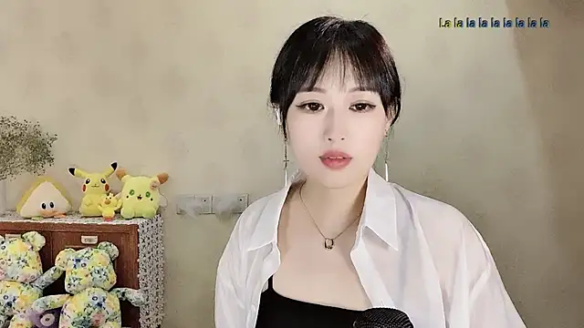 美女qingtian666666在线直播