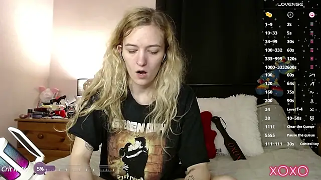 EllieeRose's Webcam Show