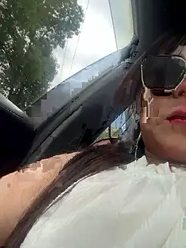 美女xiao-mo520在线直播