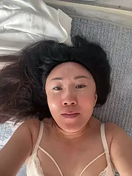 美女xiaomei-11在线直播