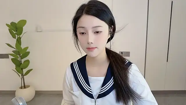 美女HaagenDazs_在线直播