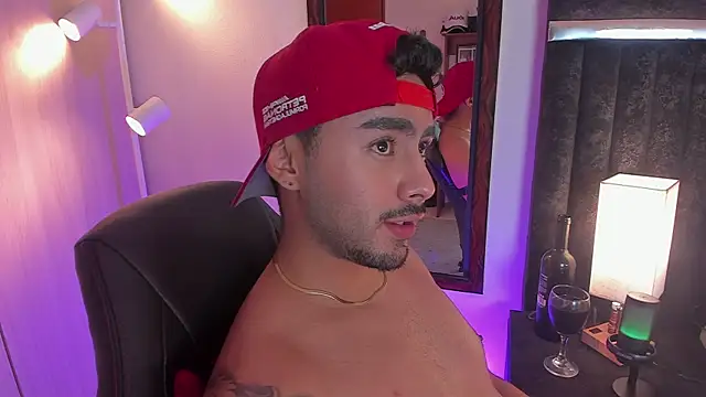 ItsMeEros' Webcam Show