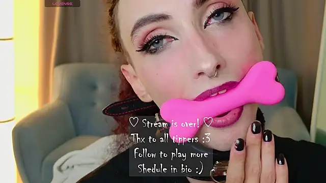 Queen_of_tease's Webcam Show