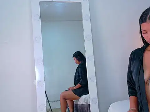 RiriiBrunette__ Live Sex Cams